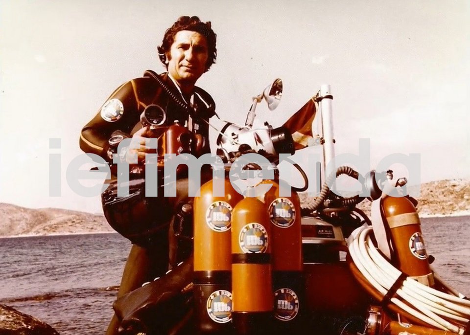 Ο Αλέξης Παπαδόπουλος πριν από κατάδυση