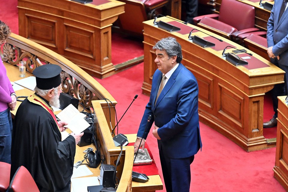 Ορκίσθηκε στο βουλευτικό αξίωμα ο Βαγγέλης Γιαννακούρας