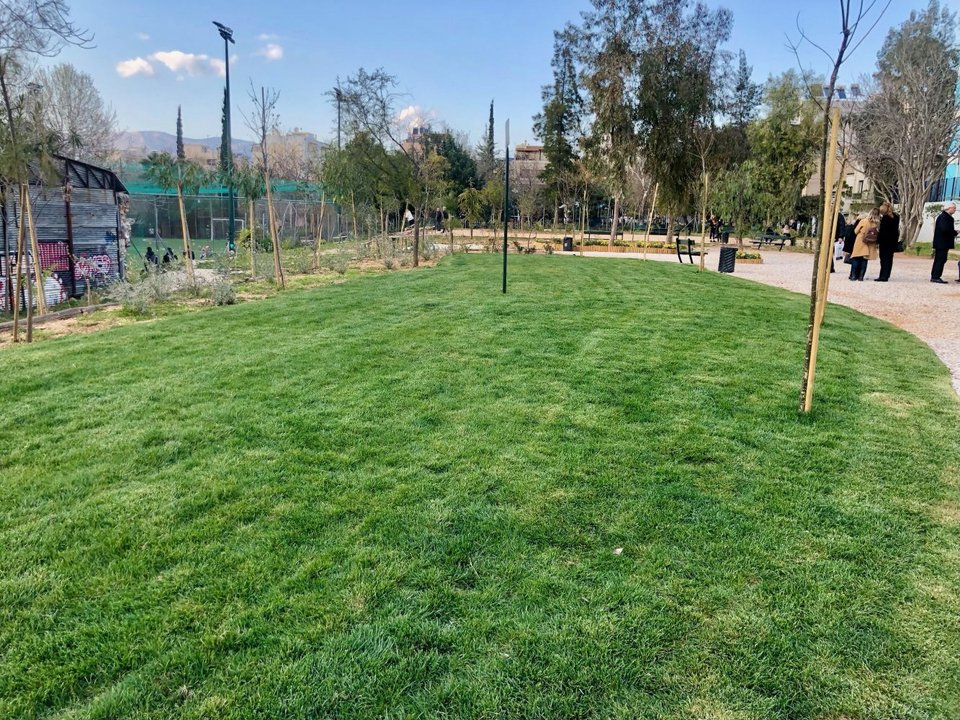 Ένα νέο πάρκο δημιούργησε ο Δήμος Αθηναίων στη Ριζούπολη στην οδό Βόλβης