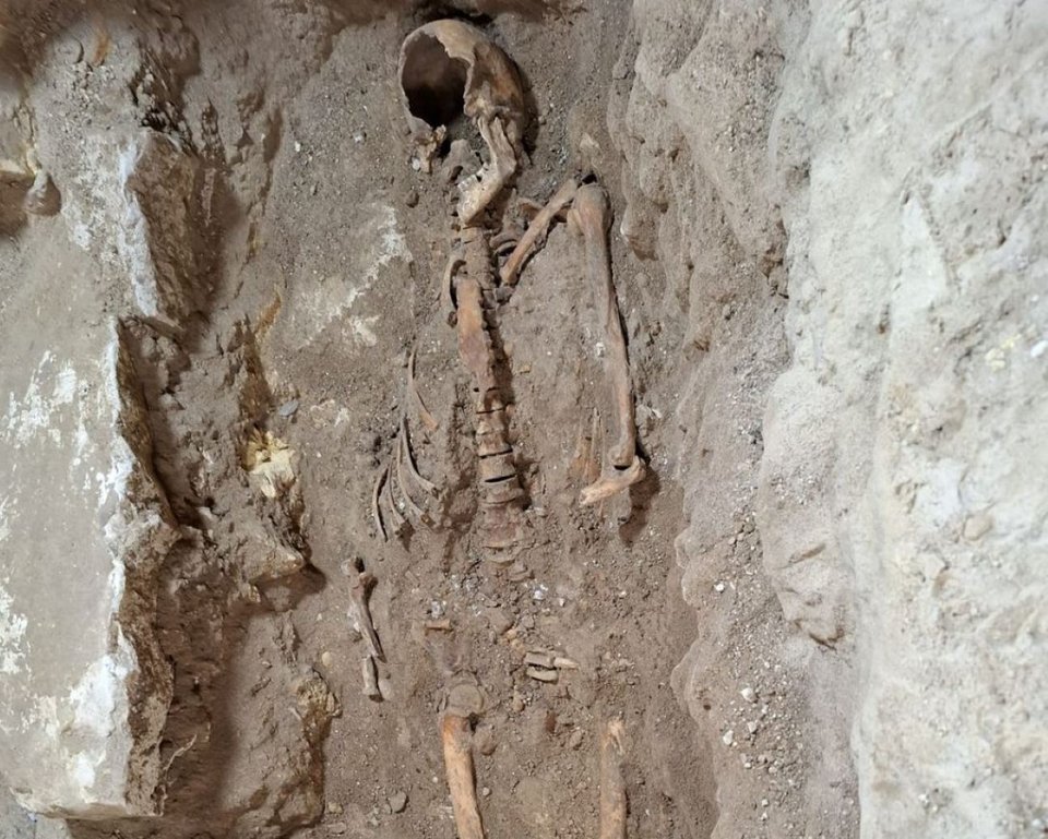  Τα λείψανα που ανευρέθηκαν / Φωτογραφία: Screenshot/ X / @lechochretien  