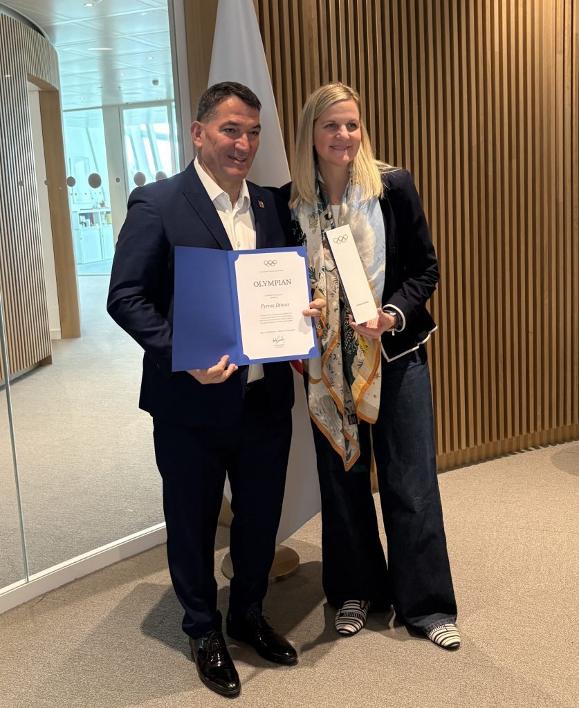 Ο Πύρρος Δήμας με την πρόεδρο της ΔΟΕ, Κίρστι Κόβεντρι