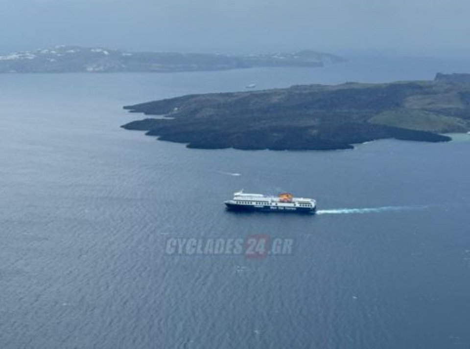 Blue Star 1 Φωτογραφία: cyclades24.gr