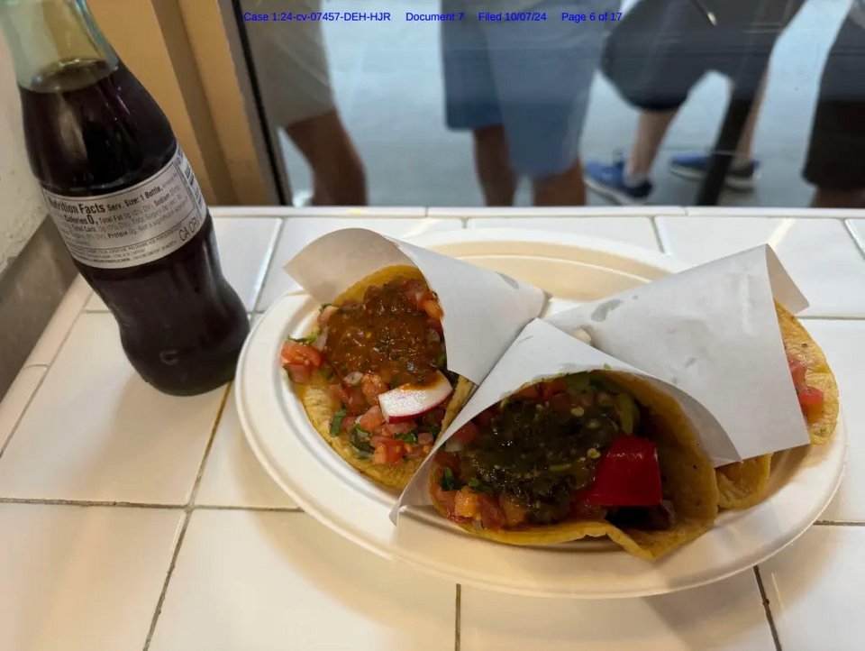 Τα τάκος που ισχυρίζεται ότι έφαγε ο Γερμανός τουρίστας