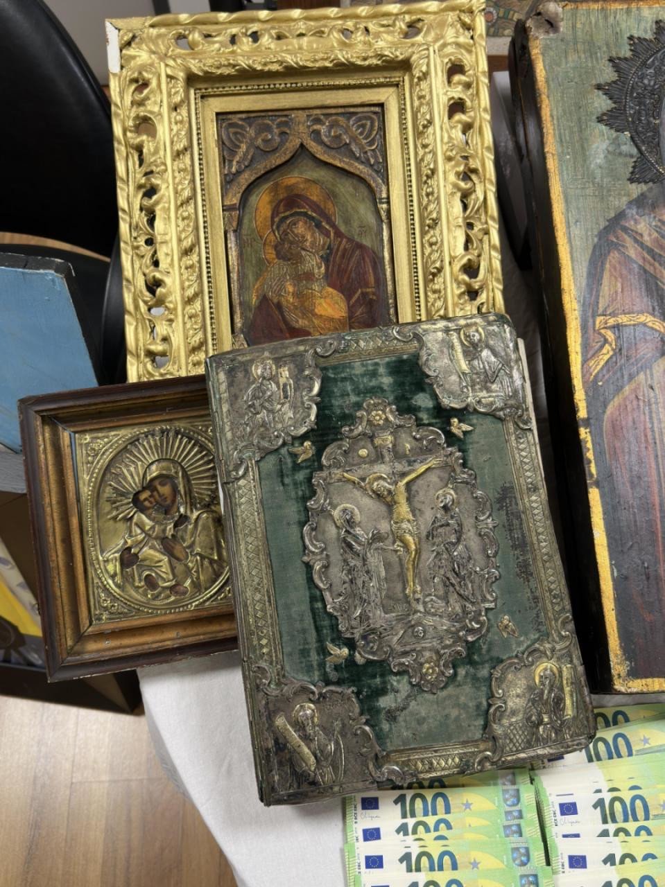 Το Βενετσιάνικο Ευαγγέλιο που επιχείρησε να πουλήσει ο Γιώργος Τσαγκαράκης