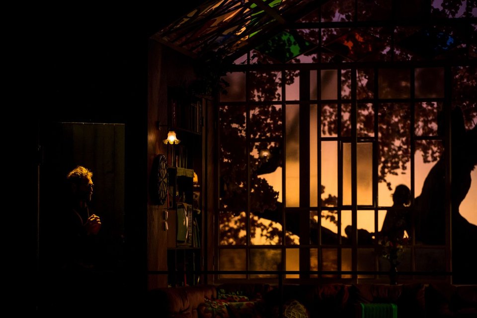 Η παράσταση παρουσιάζεται στην Κεντρική Σκηνή του Κτηρίου Τσίλλερ