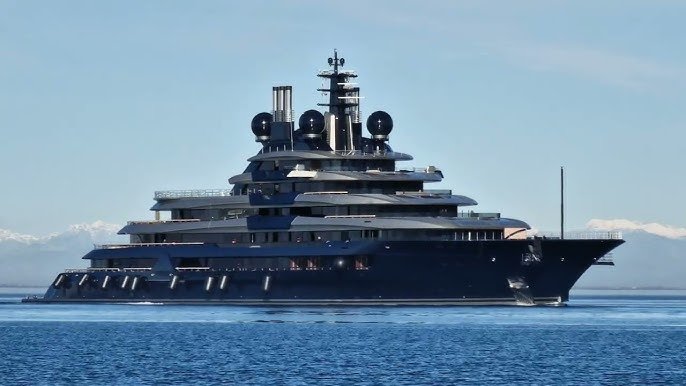 Θαλαμηγός Luminance