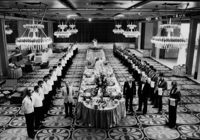 Η μεγάλη αίθουσα δεξιώσεων / HILTON ATHENS ARCHIVES 