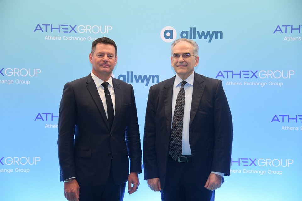 Ο Karel Komarek, Ιδρυτής και Πρόεδρος της Allwyn, με τον Αντώνη Βαρθολομαίο, Πρόεδρο της Επιτροπής Εποπτείας και Ελέγχου Παιγνίων 