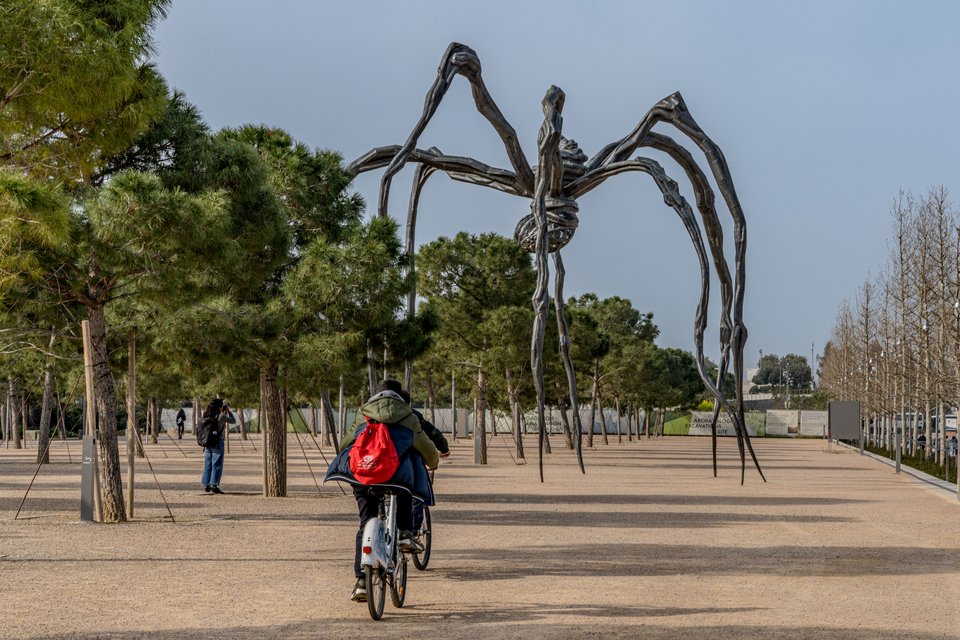 Louise Bourgeois, Maman (1999) |Installation View| ΝΕΟΝ+Κέντρο Πολιτισμού Ίδρυμα Σταύρος Νιάρχος στο ΚΠΙΣΝ, Αθήνα, 2022| Φωτογραφία:Νίκος Καρανικόλας ©TheEastonFoundation / Με την άδεια των ΟΣΔΕΕΤΕ, Αθήνα και VAGA at ARS 