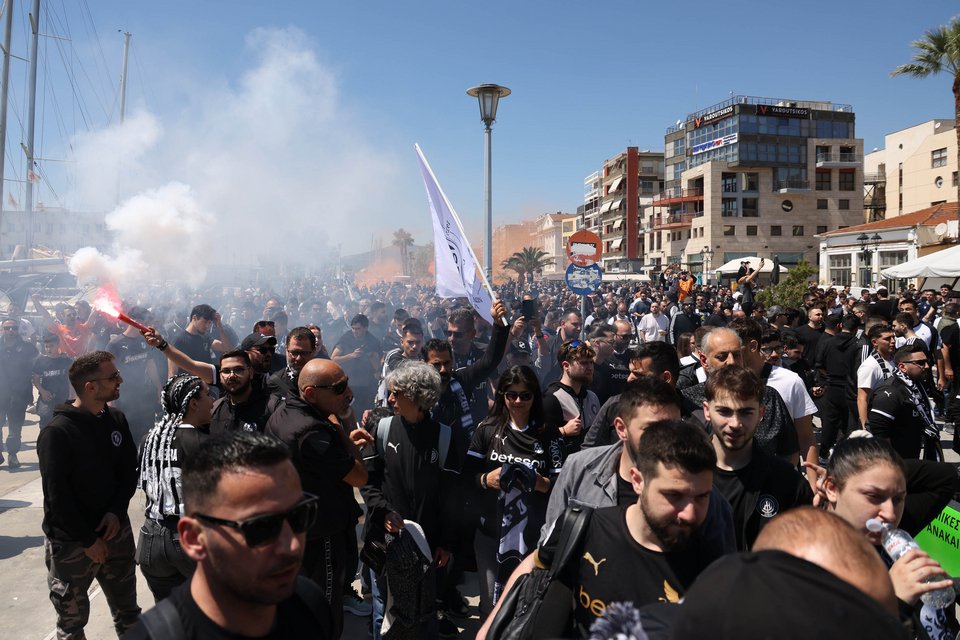  Φωτογραφίες: INTIME