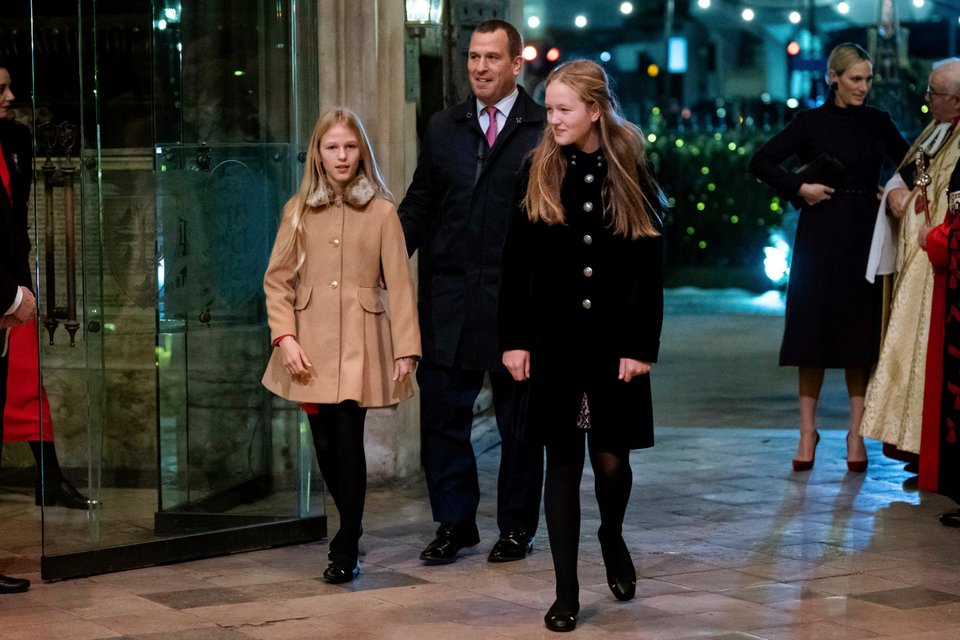Ο Πίτερ Φίλιπς με τις δύο κόρες του (Aaron Chown/Pool Photo via AP) 