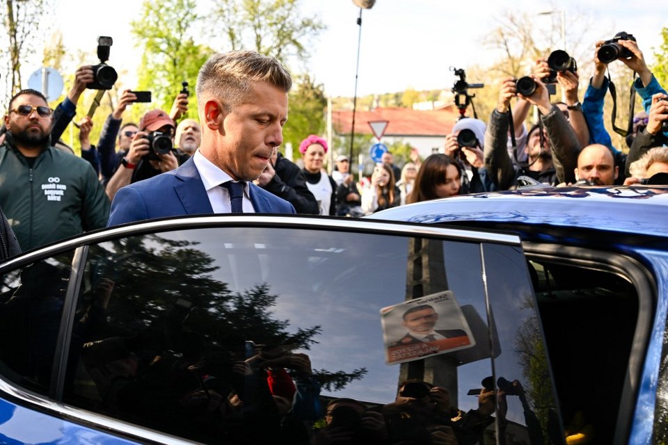 O Πέτερ Μαγιάρ