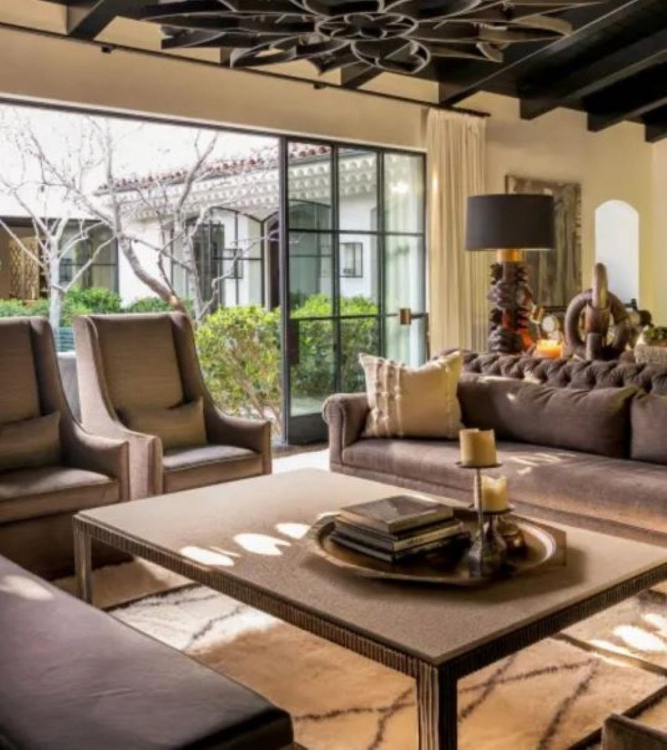 Φωτογραφία: PAGE SIX 