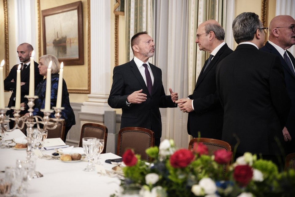 Γιάννης Στουρνάρας, Κωστής Χατζηδάκης