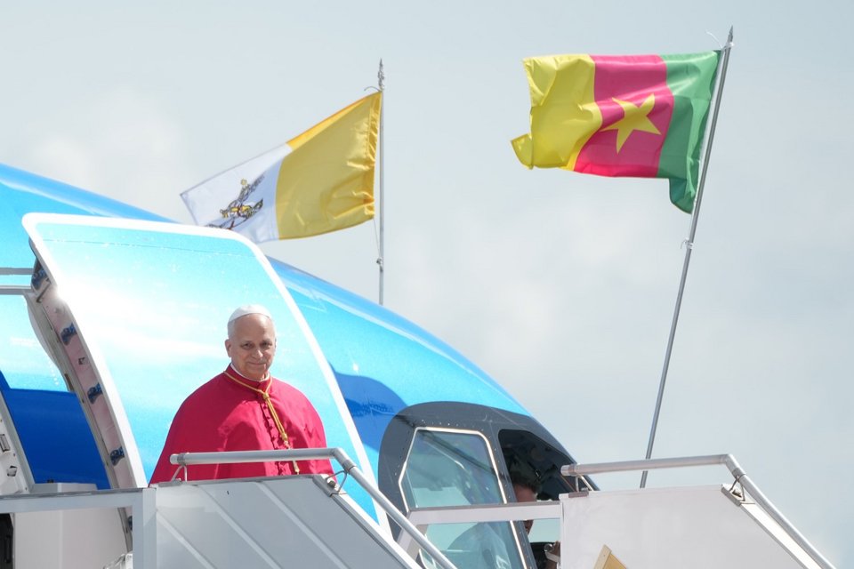 Ο Πάπας Λέων στο Καμερούν / Φωτογραφία: AP   