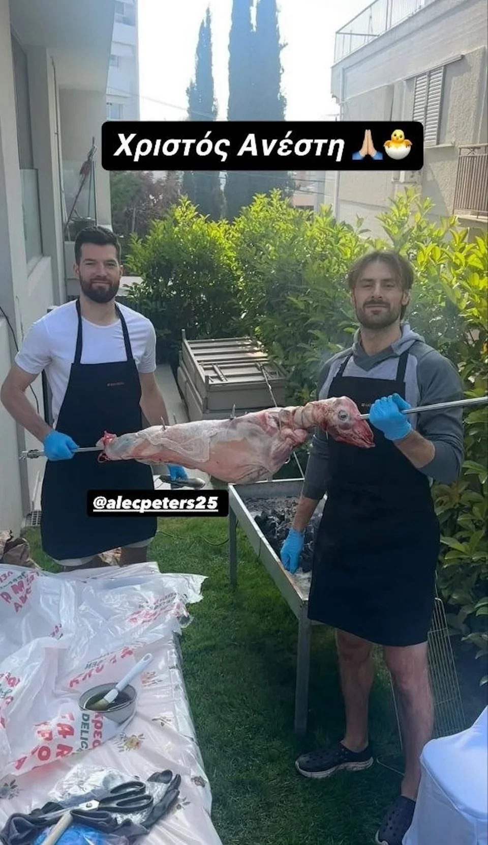 Ο Άλεκ Πίτερς με τον Τζορτζ Πάπας / Φωτογραφία: Instagram