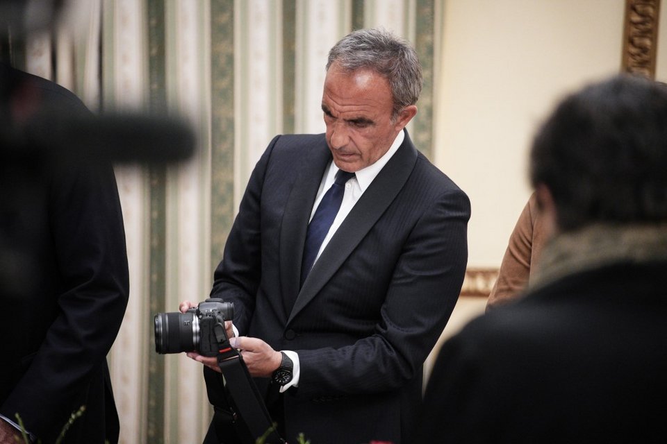 Ο Νίκος Αλιάγας ανάμεσα στους προσκεκλημένους