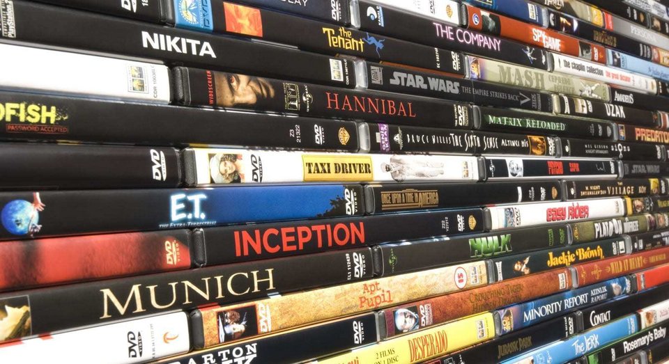 Τα DVD, που φαινόταν να έχουν αντικατασταθεί πλήρως από τις streaming πλατφόρμες, γνωρίζουν νέα άνθηση, ιδίως όταν πρόκειται για συλλεκτικές εκδόσεις / UNSPLASH