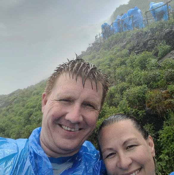 Η Christina Plante ζει στο Μιζούρι με τον σύζυγό της