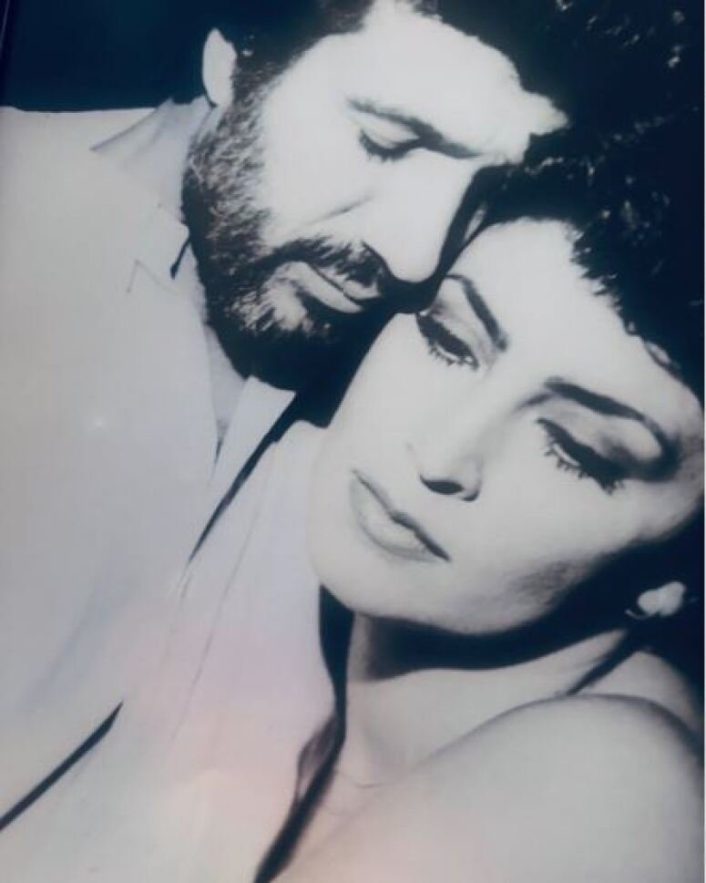 Η Μιμή Ντενίση με τον Γιάννη Φέρτη