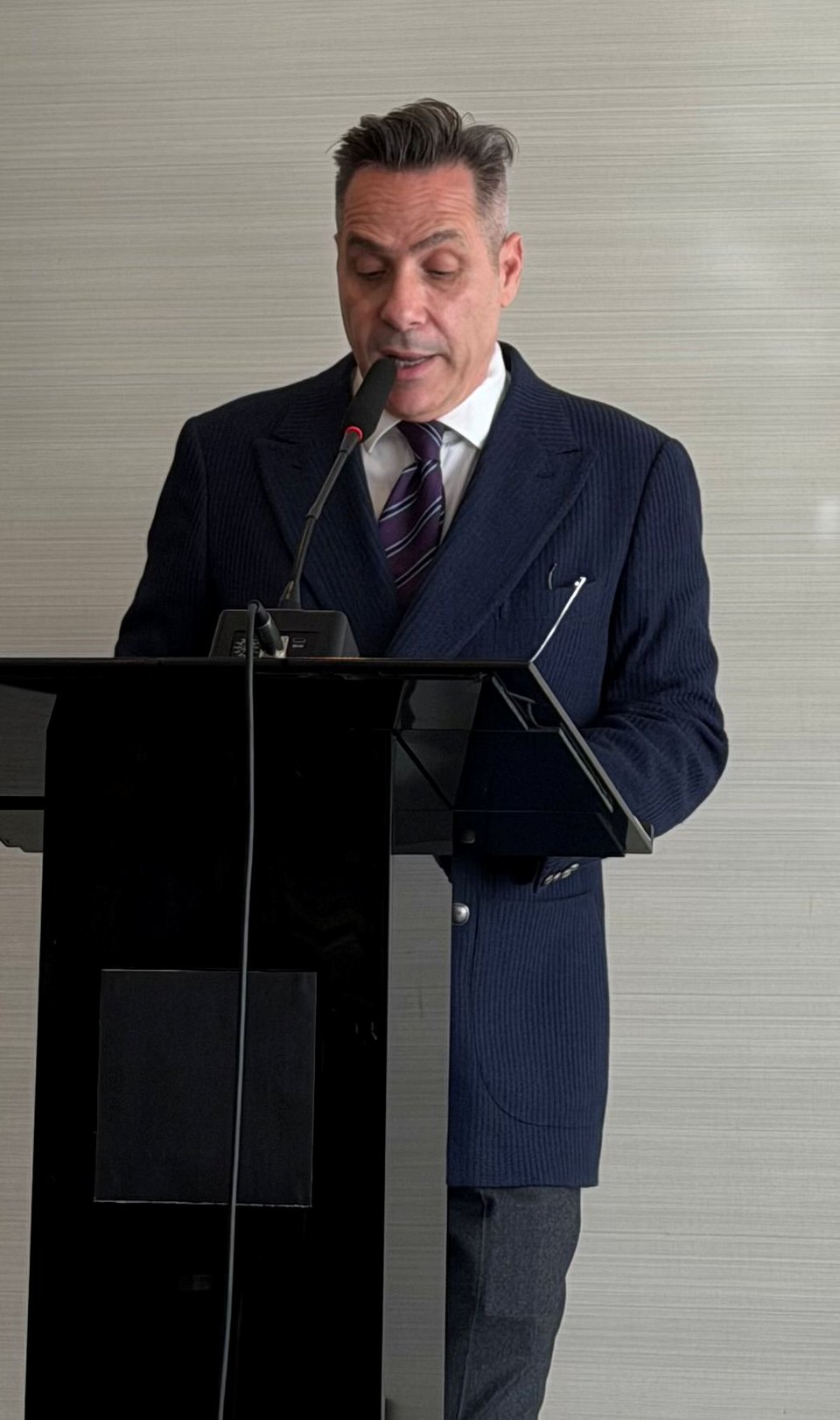 Γιάννης Καρακάσσης, Master of Wine / Φωτογραφία: iefimerida