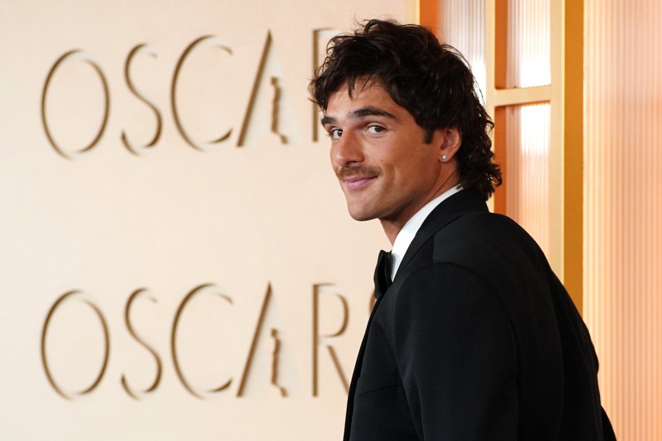 O Τζέικομπ Ελόρντι 