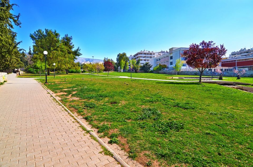 Στην Καισαριανή για πικ νικ στο Σκοπευτήριο