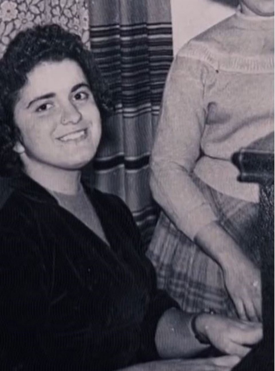 Η Καίτη Χρυσολωρά