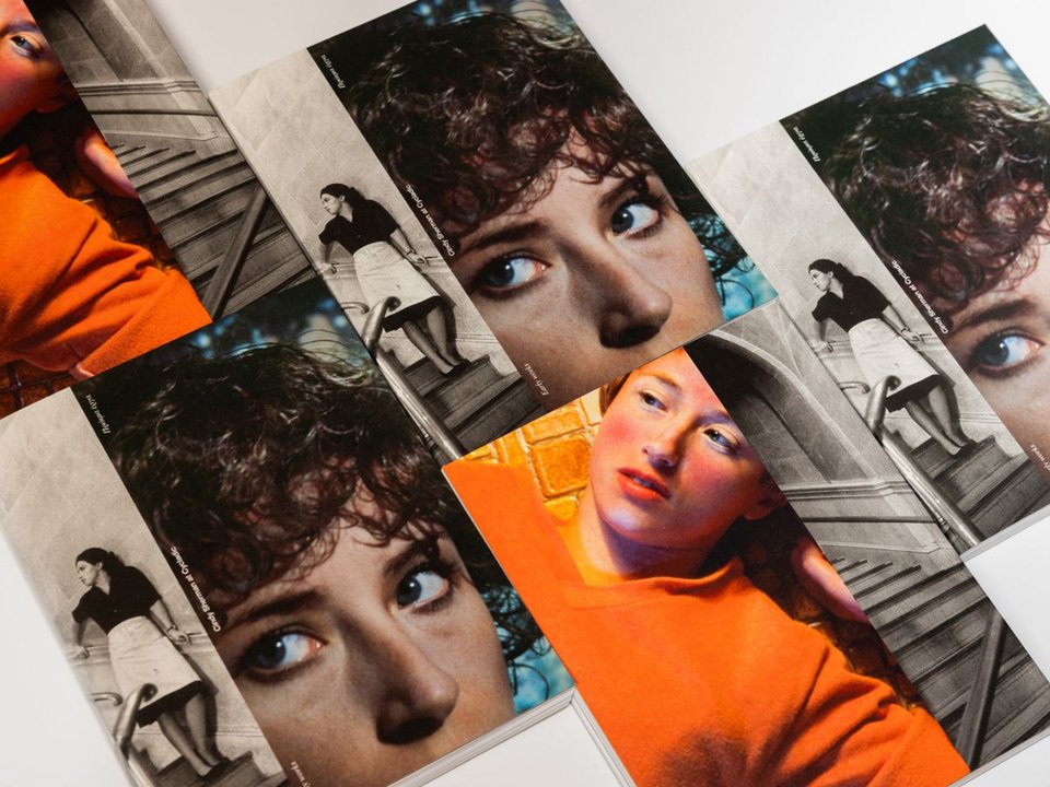 Κατάλογος έκθεσης «Cindy Sherman at Cycladic: Πρώιμα έργα». Photo: Πάρις Ταβιτιάν © Μουσείο Κυκλαδικής Τέχνης