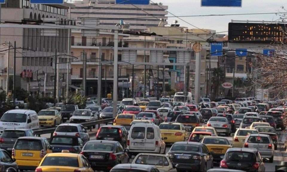 Στην ευρωπαϊκή πραγματικότητα, η Ελλάδα καταγράφει διαχρονικά από τις υψηλότερες επιδόσεις σε θανάτους από τροχαία σε αστικό περιβάλλον, γεγονός που καθιστά την ανάγκη για πιο στοχευμένες παρεμβάσεις επιτακτική / ΙΝΤΙΜΕ
