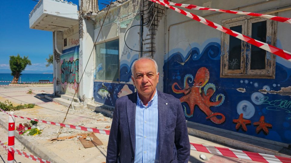 O αντιδήμαρχος Κορίνθου Βασίλης Πανταζής 