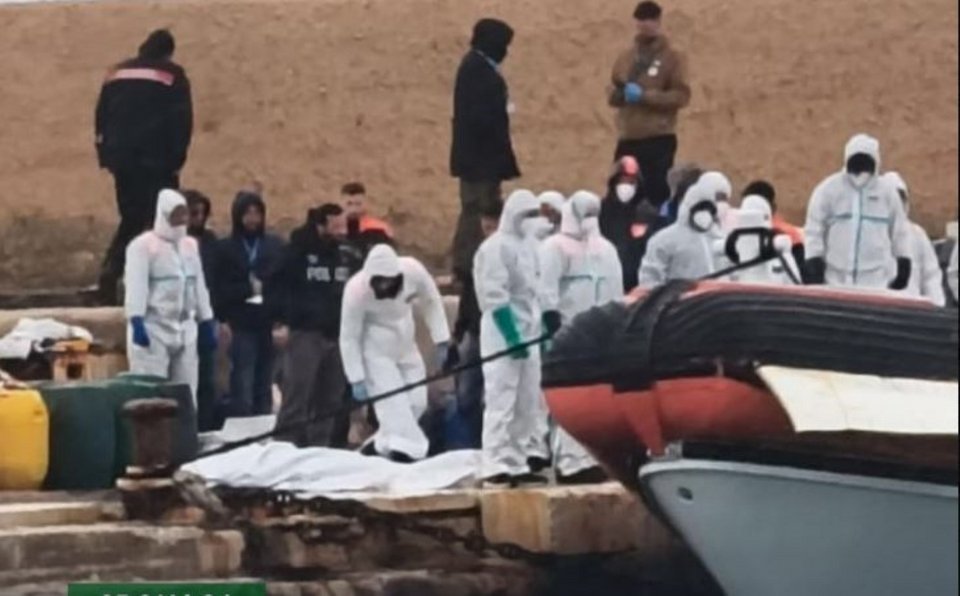   Φωτογραφία: Χ / ﻿@eziomauro