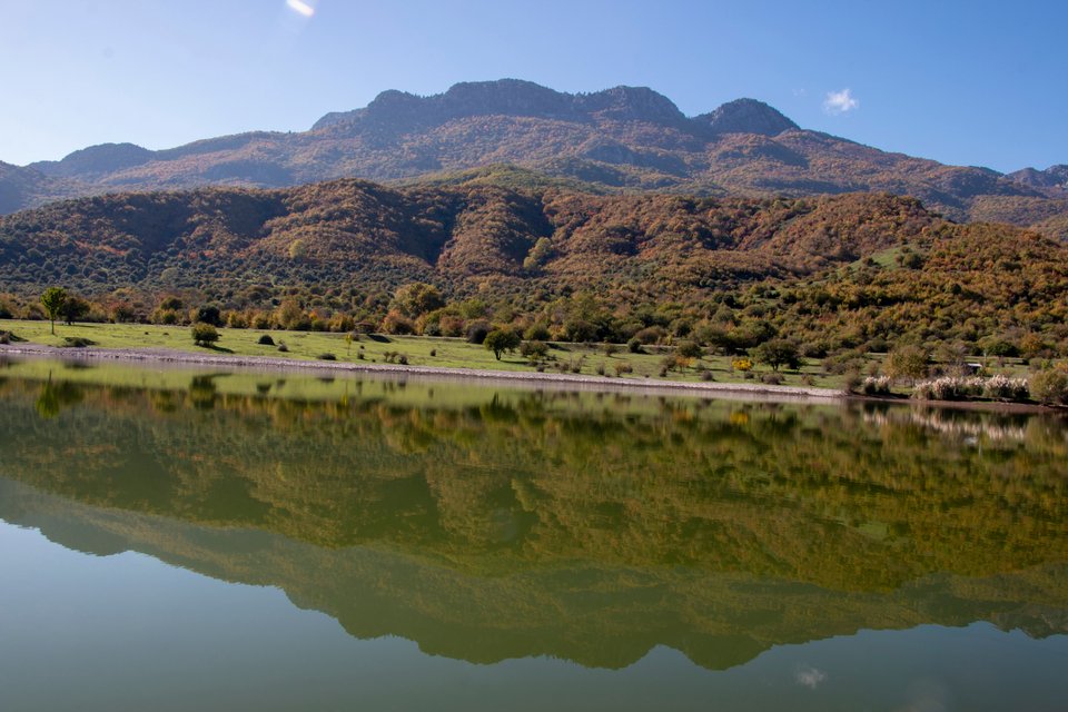 Λιμνη στον Κοζιακα