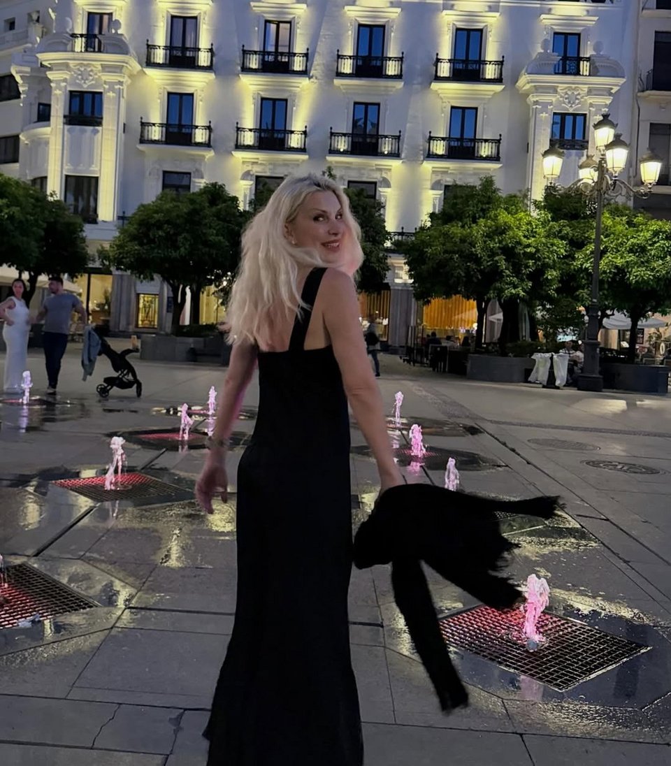 Η Ελένη Μενεγάκη σε βραδινή έξοδο / Φωτογραφία: Instagram