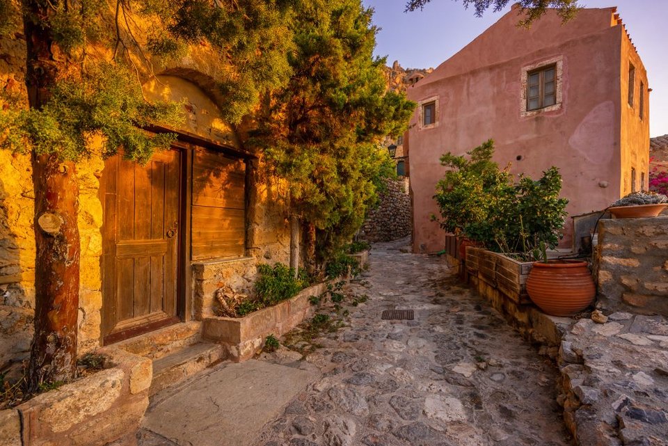 Μονεμβασιά τριήμερο Πρωτομαγιάς