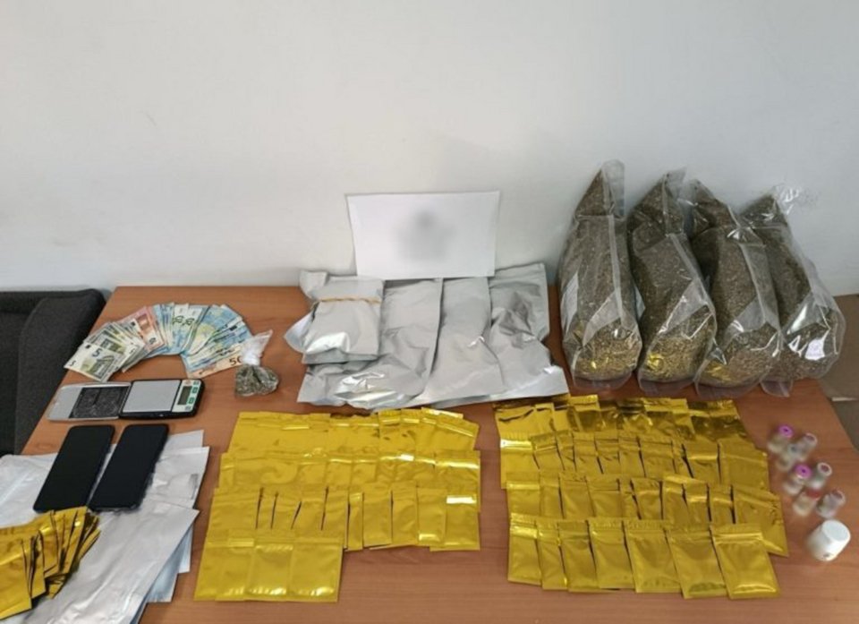 Σύλληψη 40χρονου με ποσότητες συνθετικής κάνναβης και αναβολικά