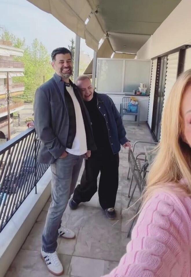 Η Νατάσα Θεοδωρίδου δείχνει το σύντροφό της Γιάννη Καρυπίδη στο πατρικό της σπίτι / Φωτογραφία: Instagram