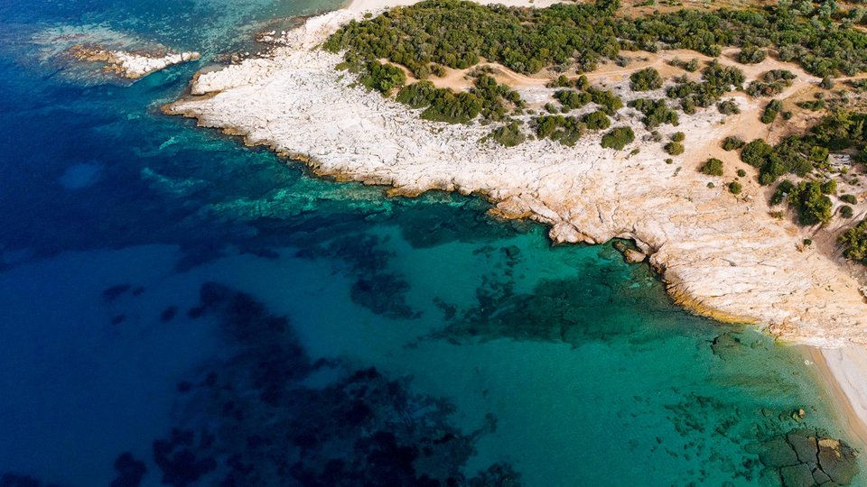 Παραλία Φαρί στη Θάσο/Φωτογραφία: discover-thassos