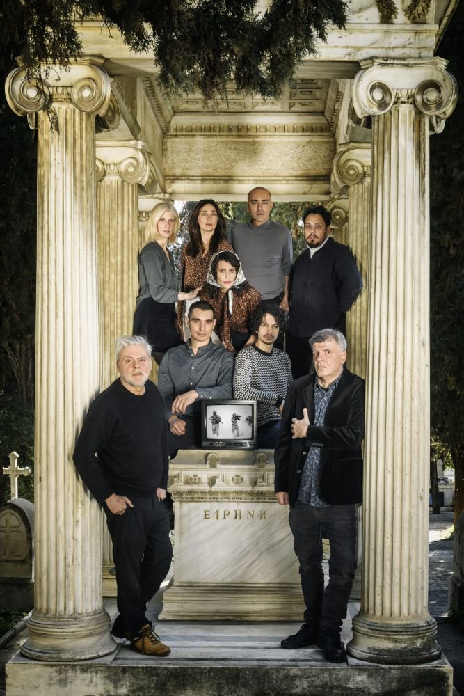 Γαλήνη Χατζηπασχάλη, Θανάσης Αλευράς, Πάνος Παπαδόπουλος, Εμιλυ Κολιανδρή, Ιωάννα Μαυρέα, Βάσω Καβαλιεράτου, Φοίβος Δεληβοριάς, Νίκος Καραθάνος, Άγγελος Τριαντάφυλλου