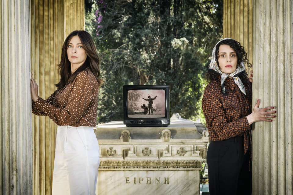 Εμιλυ Κολιανδρή, Γαλήνη Χατζηπασχάλη «Ειρήνη» το καλοκαιρι στην Επίδαυρο