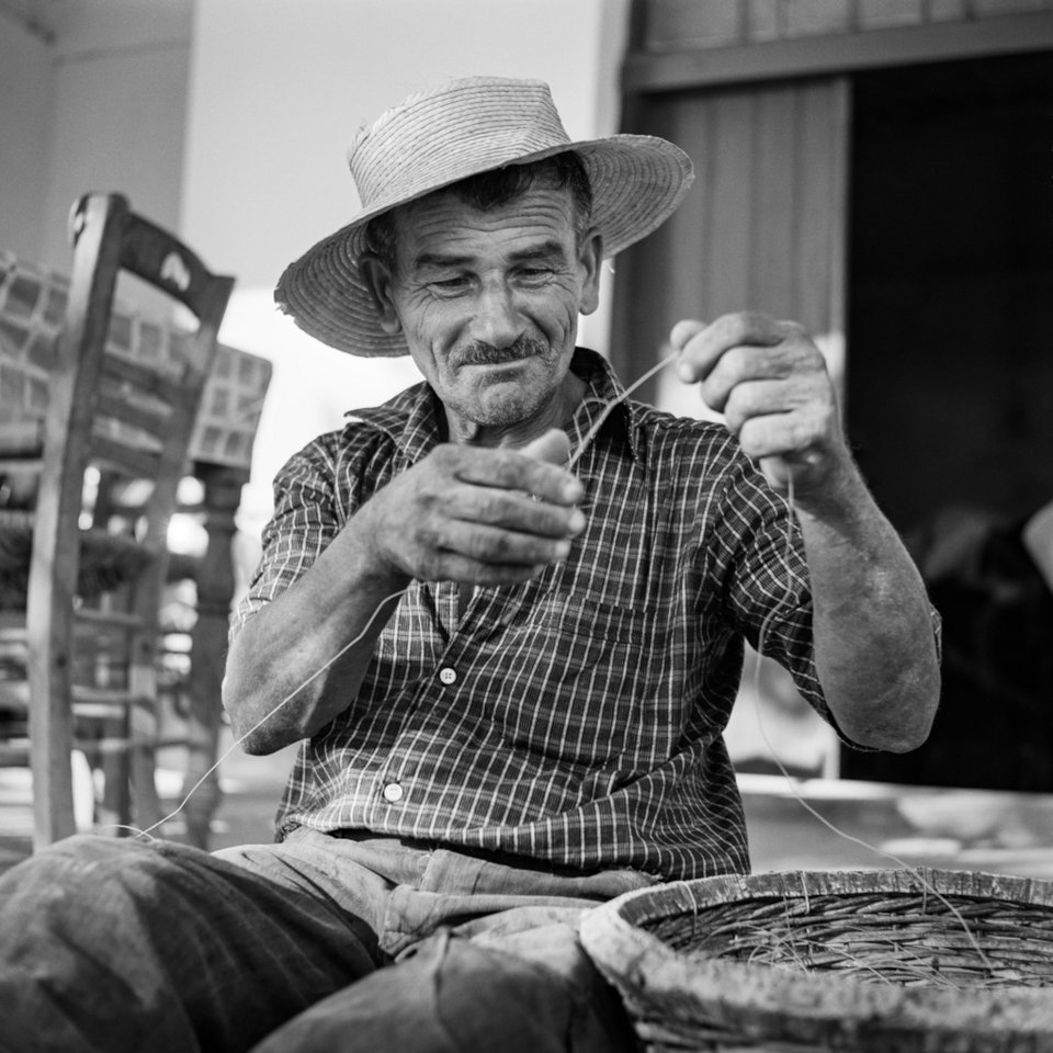 Το φωτογραφικό έργο του Robert McCabe αποτελεί σήμερα μια πολύτιμη οπτική μαρτυρία της μεταπολεμικής Ελλάδας και της αυθεντικής ζωής στα ελληνικά νησιά