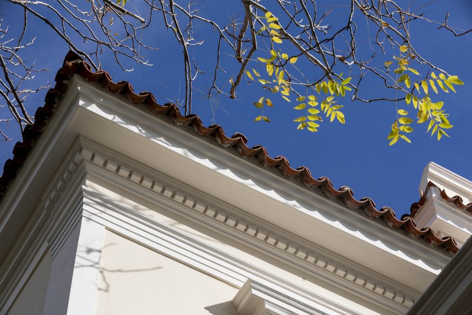 Λεπτομέρεια από το κτίριο 