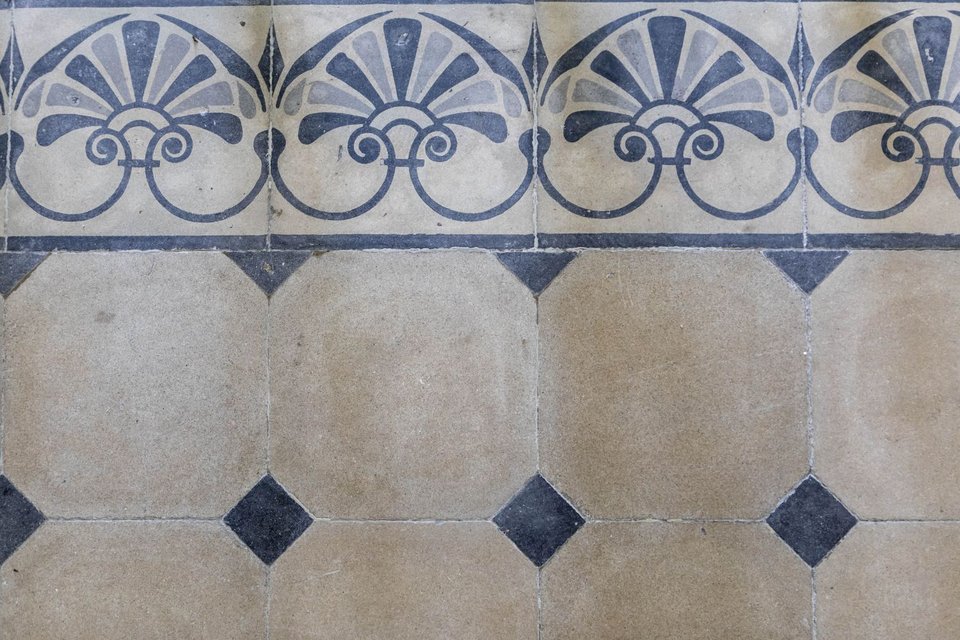 Λεπτομέρεια από το κτίριο 