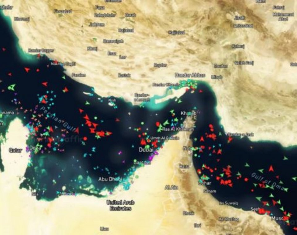 Στενά του Ορμούζ, 10 Απριλίου στις 12:00μμ / Φωτογραφία: Screenshot / MarineTraffic