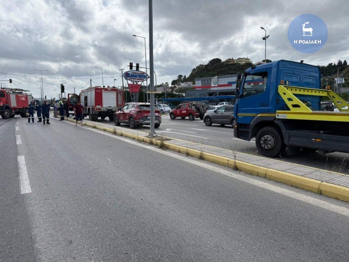 Η σφοδρή σύγκρουση οχημάτων στη Ρόδο / Φωτογραφία Ροδιακή 