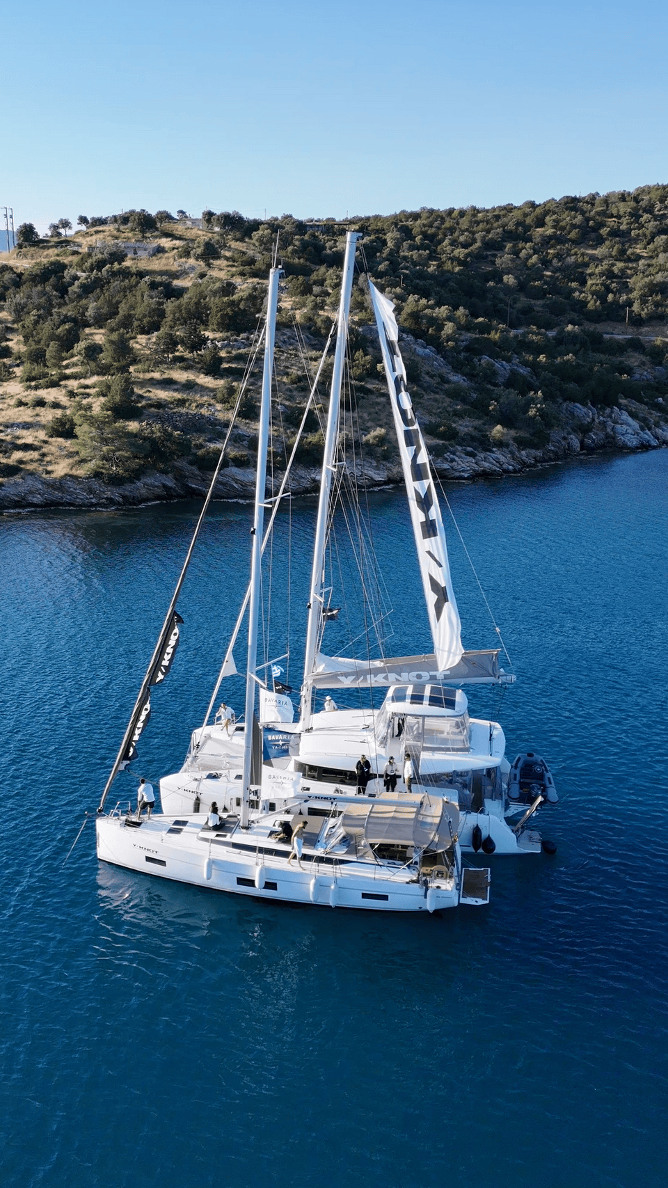 YKNOT YACHTING