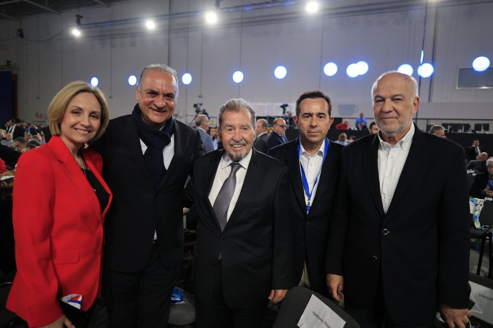 Χαμόγελα και πηγαδάκια χθες στην πρώτη ημέρα του Συνεδρίου της ΝΔ / Φωτογραφία: eurokinisi