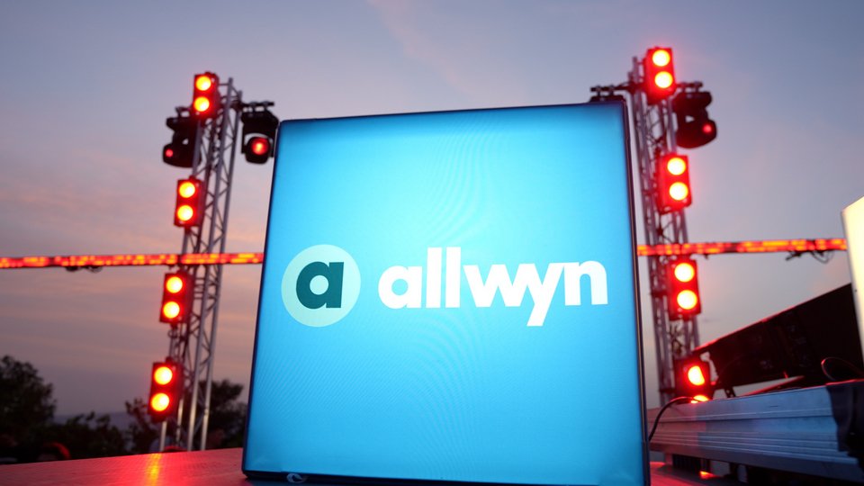 Δυναμική παρουσία της Allwyn στο All Star Party 