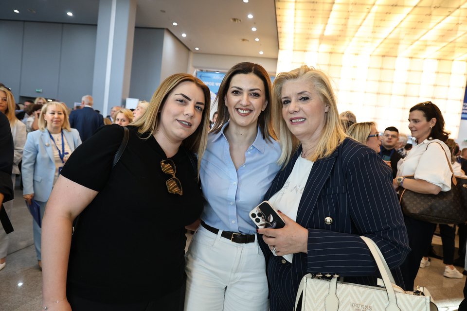 Η Ειρήνη Αγαπηδάκη