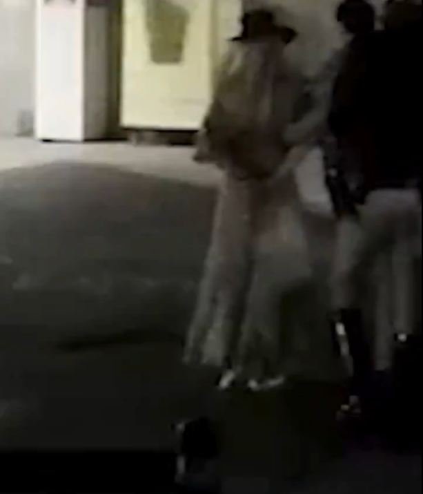 Η Μπρίτνεϊ Σπίαρς με χειροπέδες